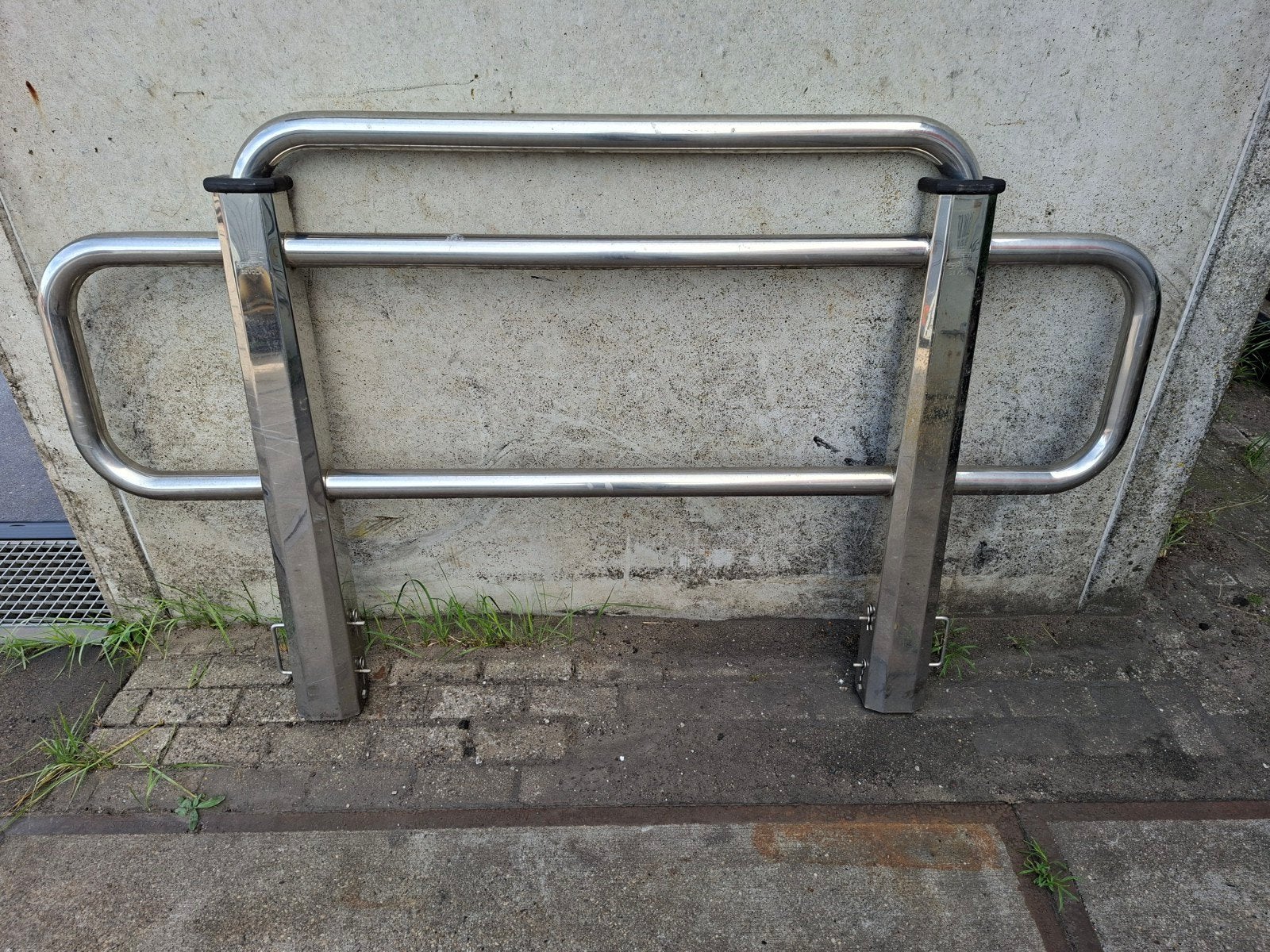 BEVOLA BULLBAR RVS Universeel - Retro/Oldtimer Vrachtwagen, Ophalen, Scania