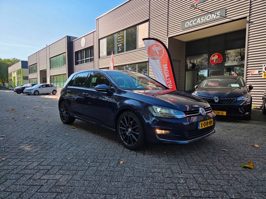 Volkswagen Golf 1.2 TSI Allstar Connected Series| Automaat|, Auto's, Stof, Gebruikt, Euro 6, 4 cilinders