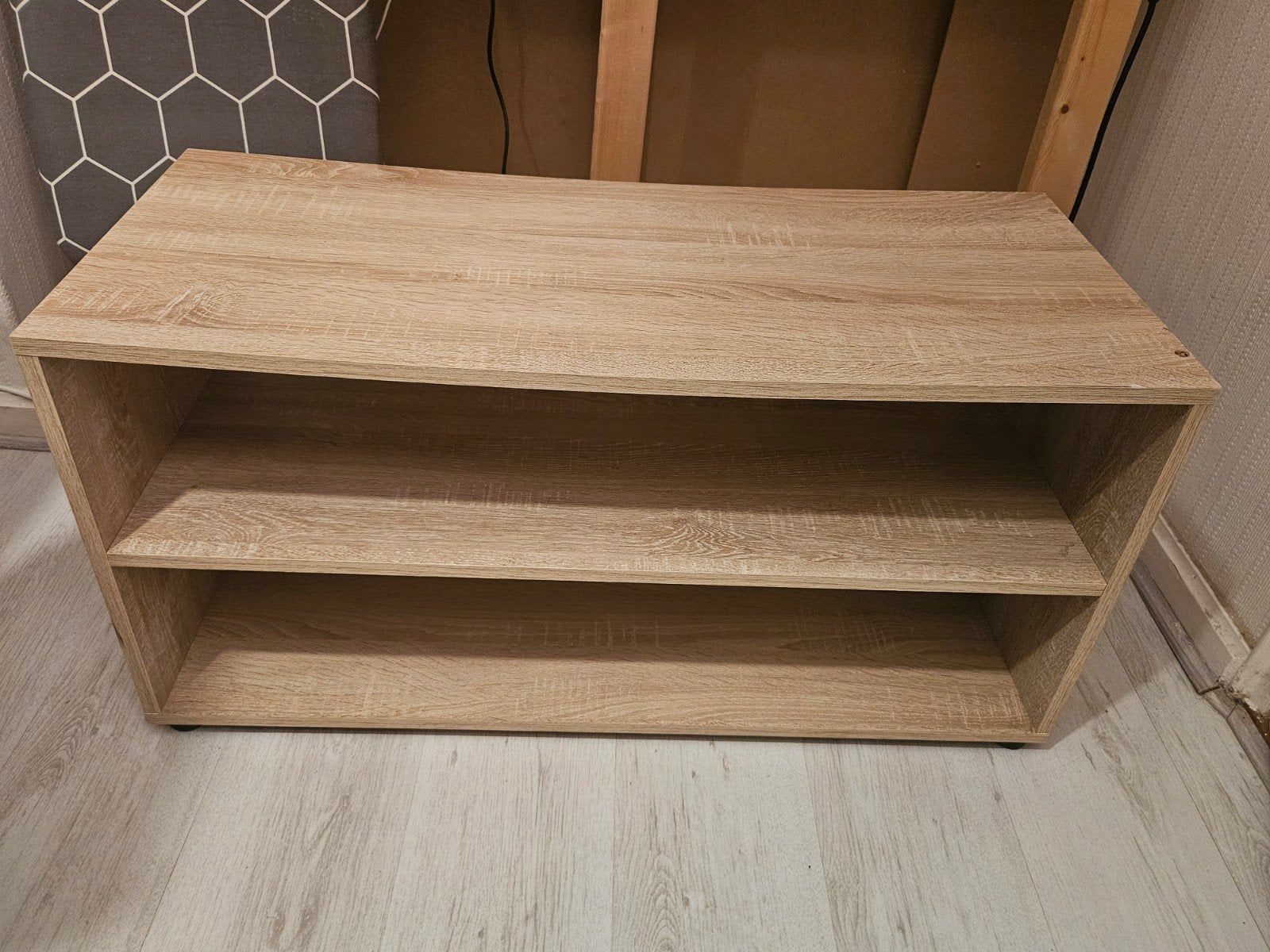 Houten TV-meubel / Opbergkastje met 2 planken, Ophalen, Gebruikt, 50 tot 100 cm, Minder dan 100 cm