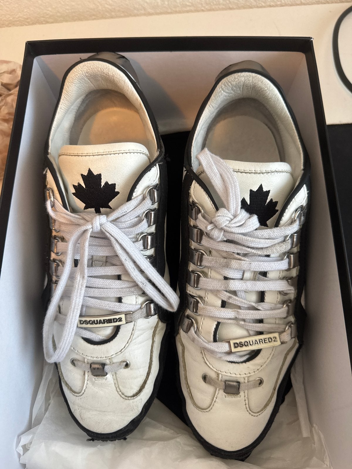 Dsquared2 sneakers - Maat 41,5 - beetje gedragen (met doos), Kleding | Heren, Ophalen, Gedragen, Wit, Sneakers of Gympen