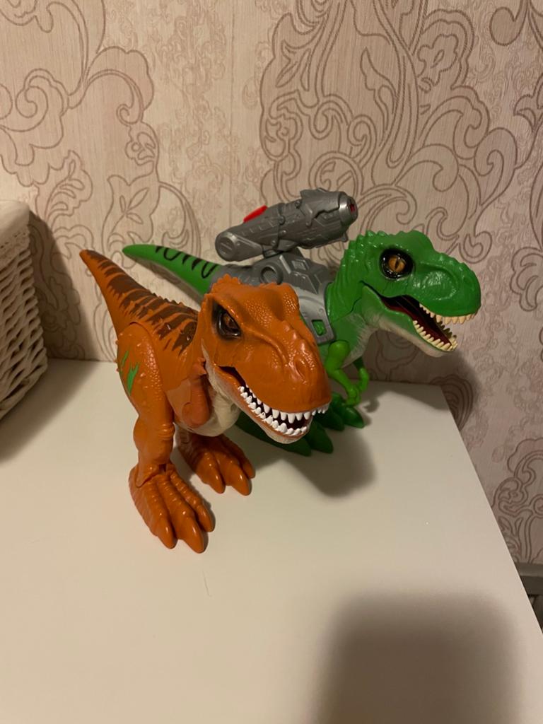Dinosaurus speelgoed set - 2 stuks, Ophalen, Gebruikt, Jongen of Meisje