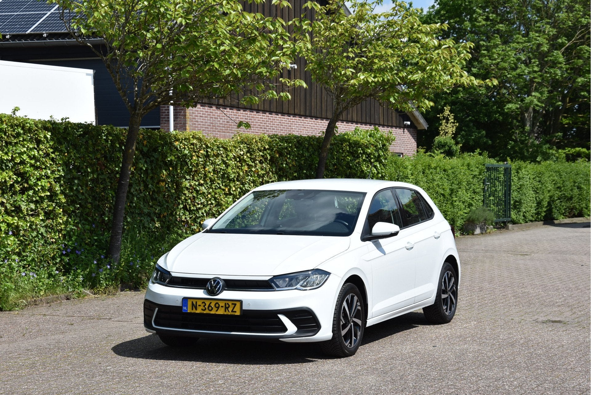 Volkswagen Polo 1.0 TSI Life automaat DSG ECC PDC NAP 1e eig, Stof, Gebruikt, Met garantie (alle), 1104 kg