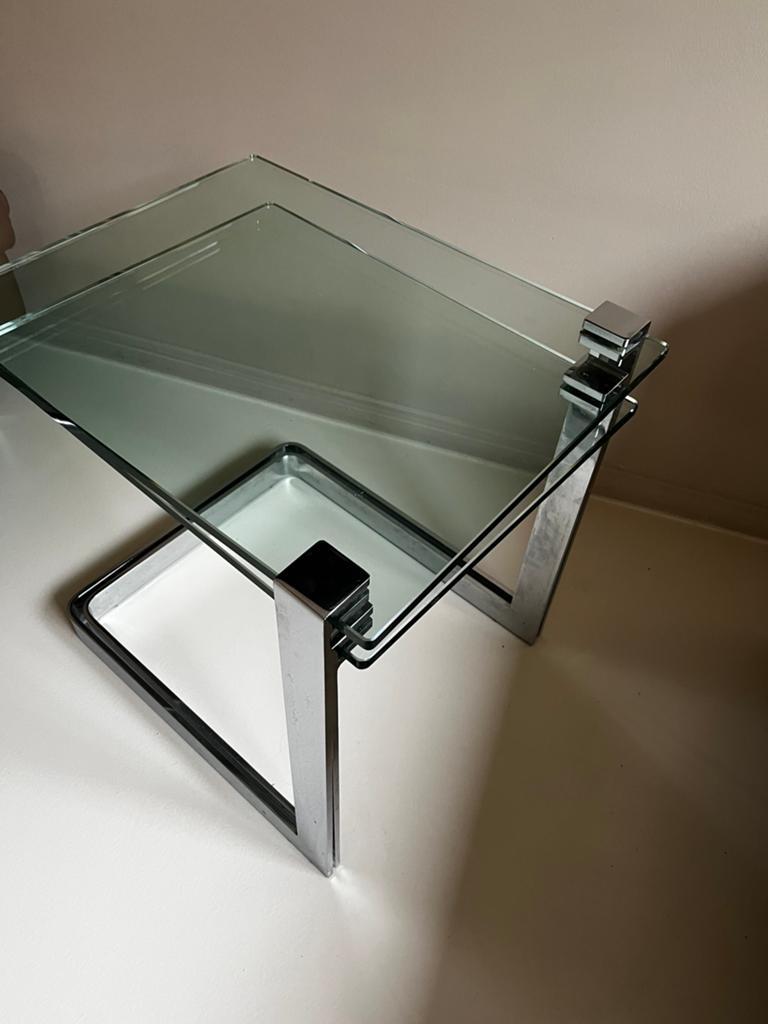 Set van 2 glas en chroom design bijzettafels, Huis en Inrichting, Tafels | Bijzettafels, Minder dan 55 cm, Rond, Ophalen, 45 tot 60 cm