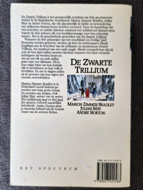 De Zwarte Trillium - Marion Zimmer Zimmer Bradley, Ophalen of Verzenden, Gelezen, Marion Zimmer Zimmer Bradley