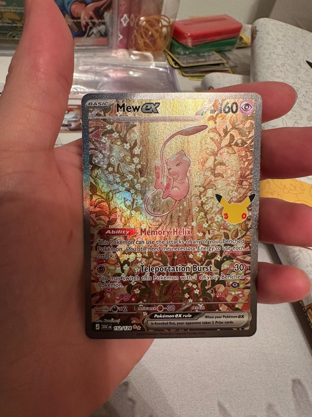Pokémon Mew ex *Chase!* #152 (30th Celebration), Ophalen of Verzenden, Zo goed als nieuw, Losse kaart