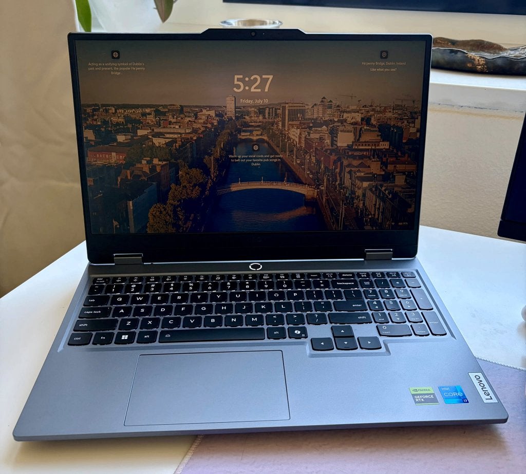 Lenovo LOQ 15IRX10 Gaming Laptop, Computers en Software, 2 tot 3 Ghz, Intel® Core™ i7 , 512 GB, Zo goed als nieuw