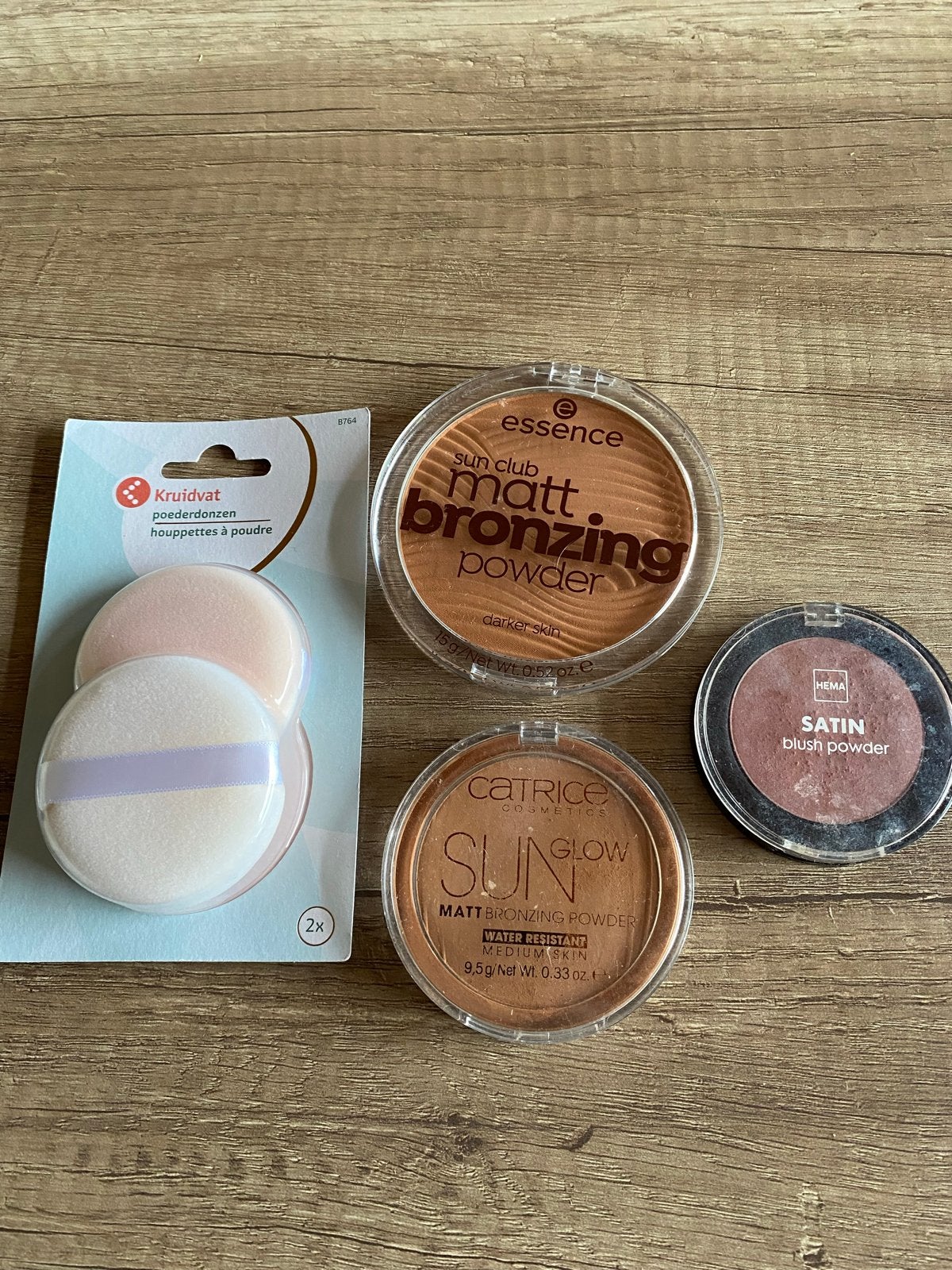 Make-up set: Bronzing poeder, blush en poederdonsjes, Sieraden, Tassen en Uiterlijk, Overige kleuren, Gehele gezicht, Ophalen of Verzenden