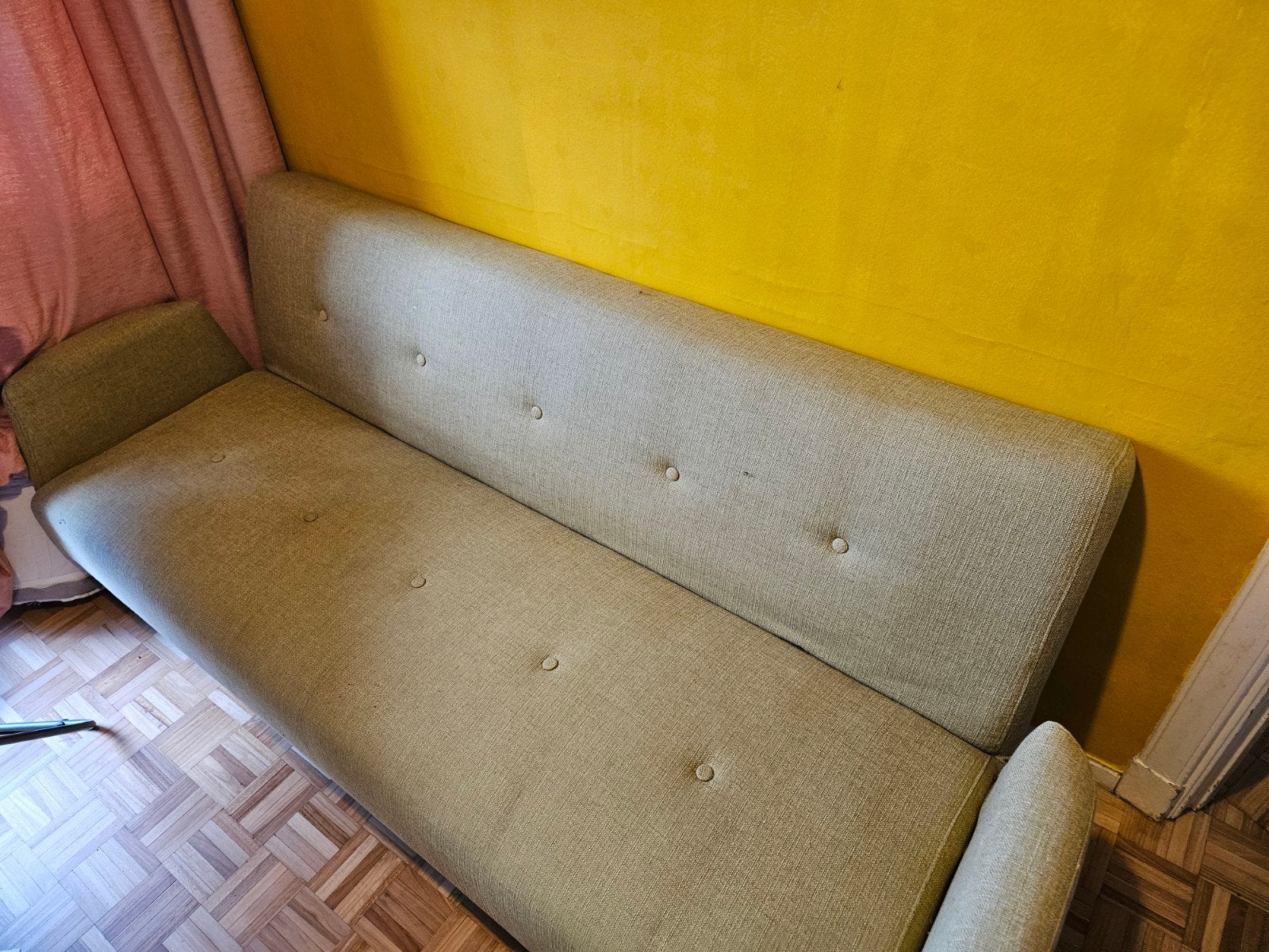 Gratis: Groene retro slaapbank in Den Haag, Ophalen of Verzenden