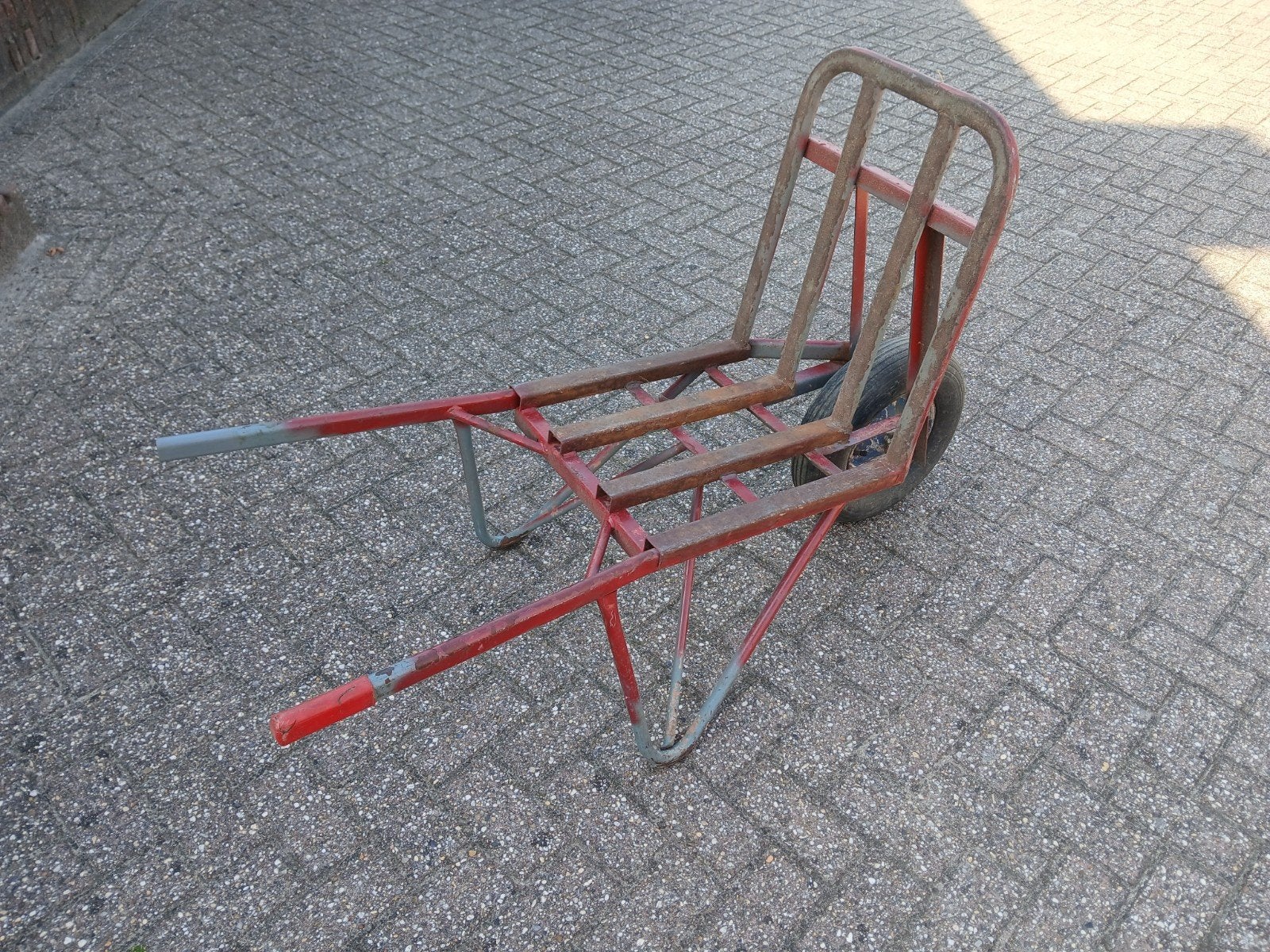 steen kruiwagen., Ophalen, Gebruikt