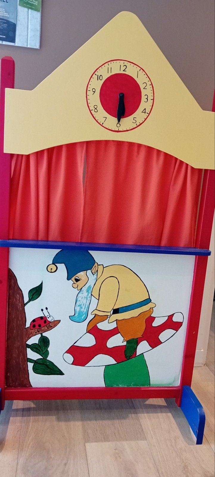 Poppenkast met handpoppen en opbergbox, Ophalen, Gebruikt, Overige typen