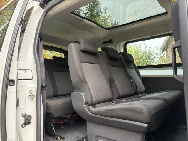 Opel Vivaro-e L2H1 9-Persoons 75kWh 136PK 2021 BTW AVILOO, Dealer onderhouden, Vivaro, Overige carrosserieën, Met garantie (alle)