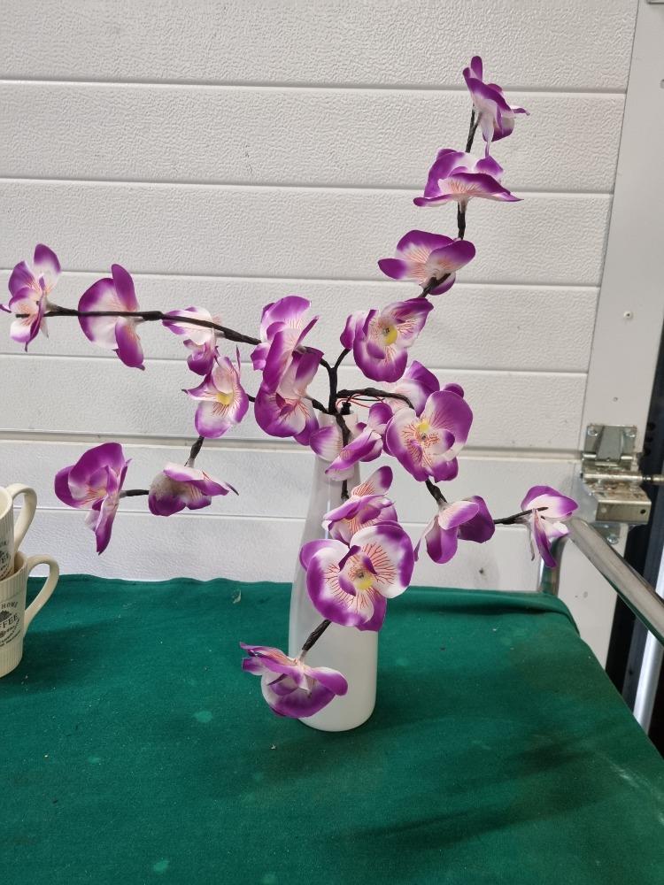 kunstbloemen orchidee met led verlichting, Ophalen of Verzenden, 'T Olde Gre-j, Info@toldegrej.nl, Endepoelstraat 20f Didam