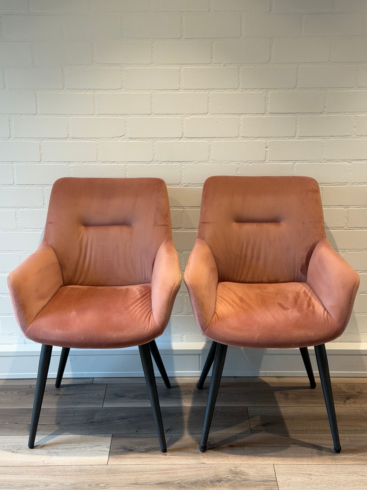 Set van 2 roze fluwelen eetkamerstoelen, Ophalen, Twee, Overige kleuren, Zo goed als nieuw