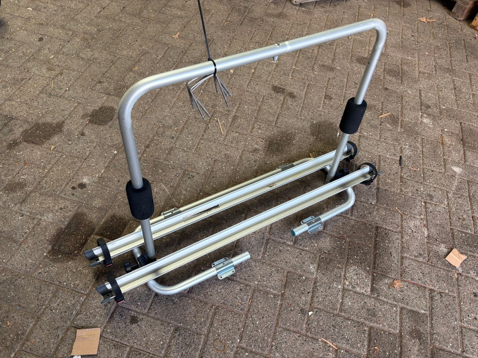 Fietsendrager voor op een dissel, Ophalen, 2 fietsen, Gebruikt, Trekhaakdrager