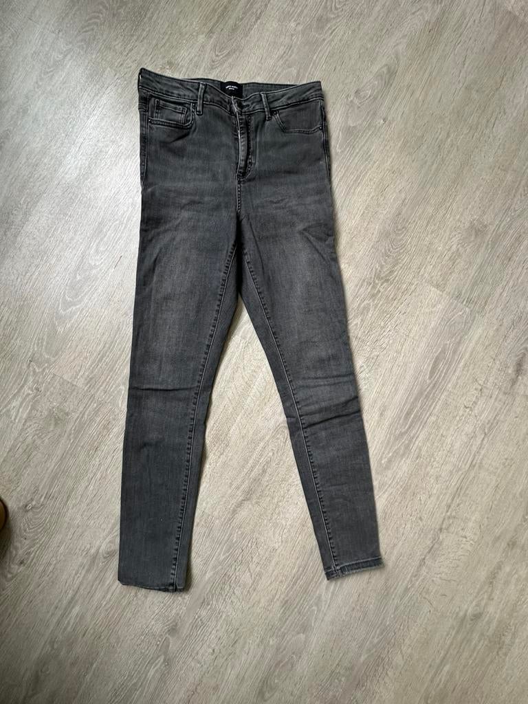 Vero Moda skinny jeans, Ophalen of Verzenden, Zo goed als nieuw, Grijs, W30 - W32 (confectie 38/40)