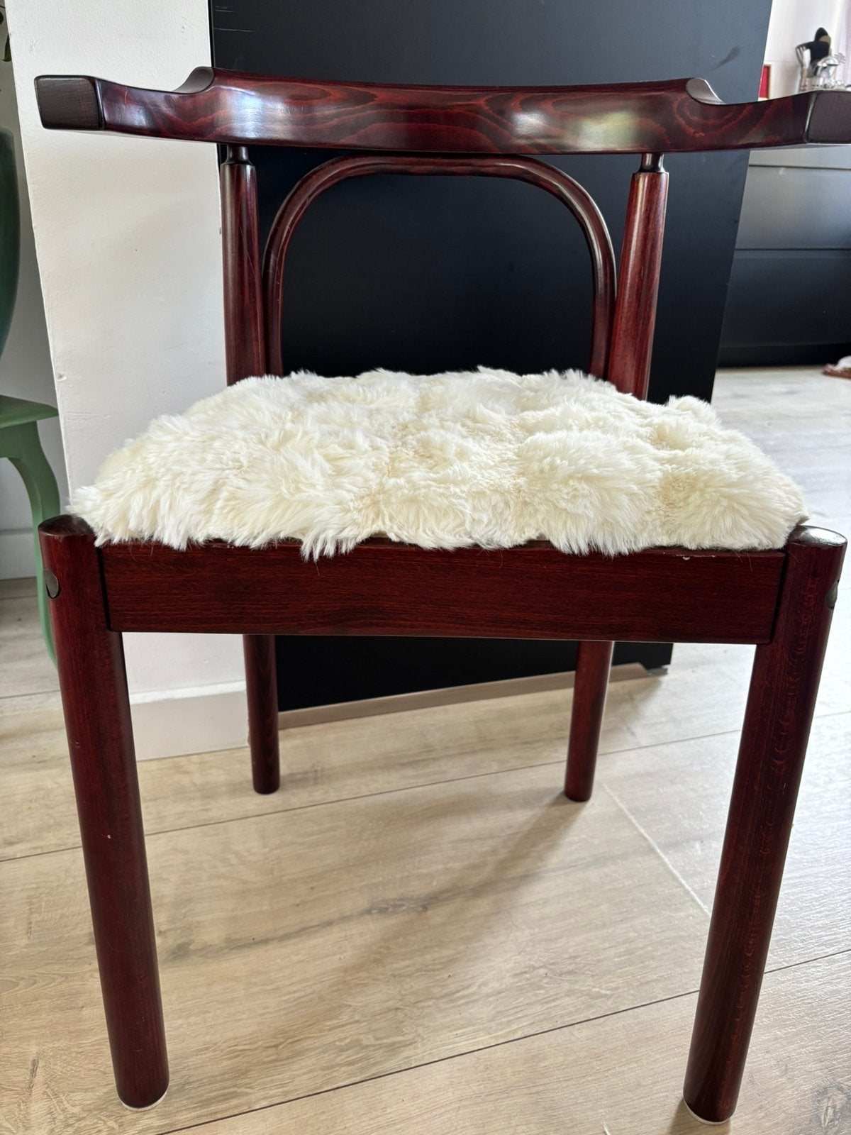 6 Engelse pub stoelen met fluffy zitting, Huis en Inrichting, Ophalen, Zo goed als nieuw, Bruin, Stof