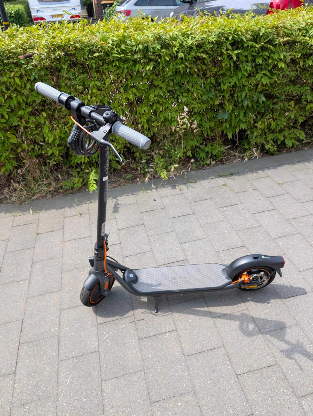 Segway Ninebot KickScooter F40E electrische step, Fietsen en Brommers, Steps, Zo goed als nieuw, Elektrische step (E-scooter)