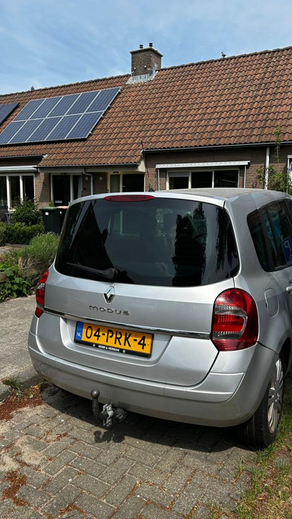 Renault Grand Modus 1.6 16V AUT 2011 Grijs, Euro 5, Stof, Zwart, 4 cilinders