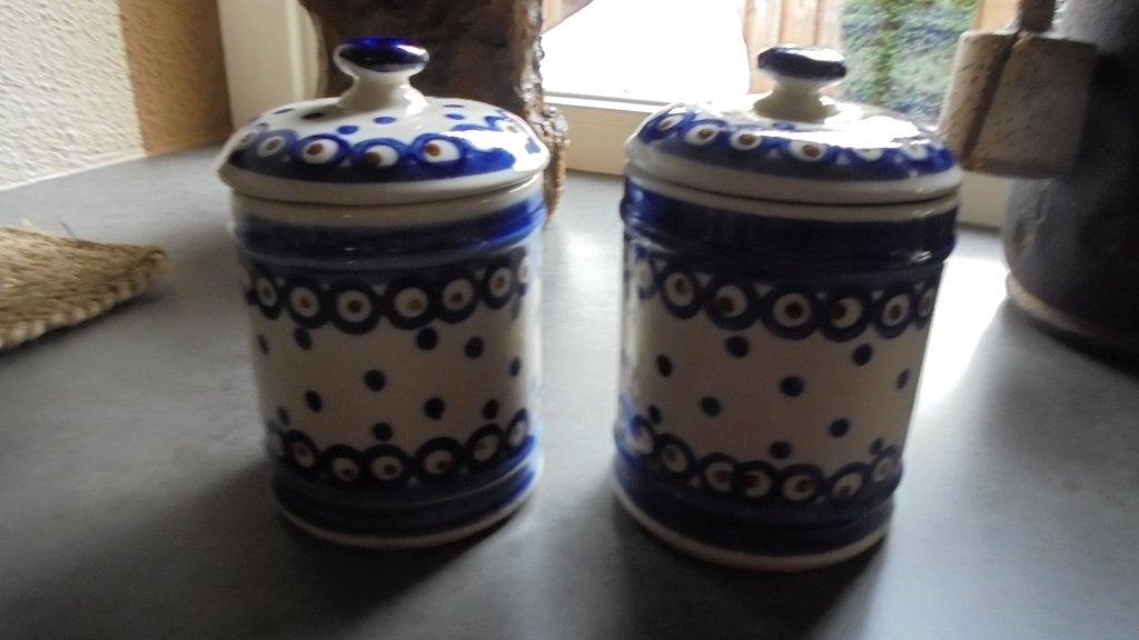 2, lijkt op bunzlau aardewerk potten, doorsnee  10H15cm, Huis en Inrichting, Overige typen, Nieuw, Ophalen of Verzenden, Overige stijlen