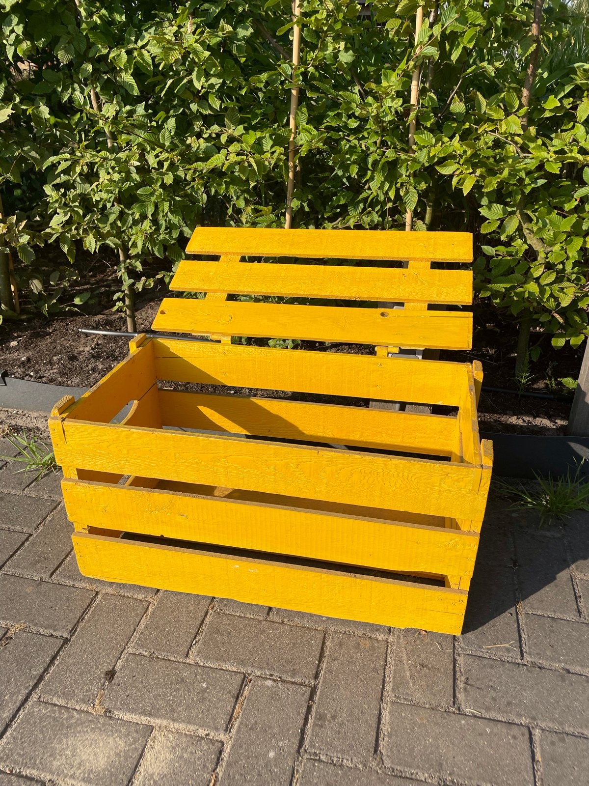 Gele houten kist met deksel - 68x34x35 cm, Minder dan 50 cm, Gebruikt, 50 tot 100 cm, Ophalen of Verzenden
