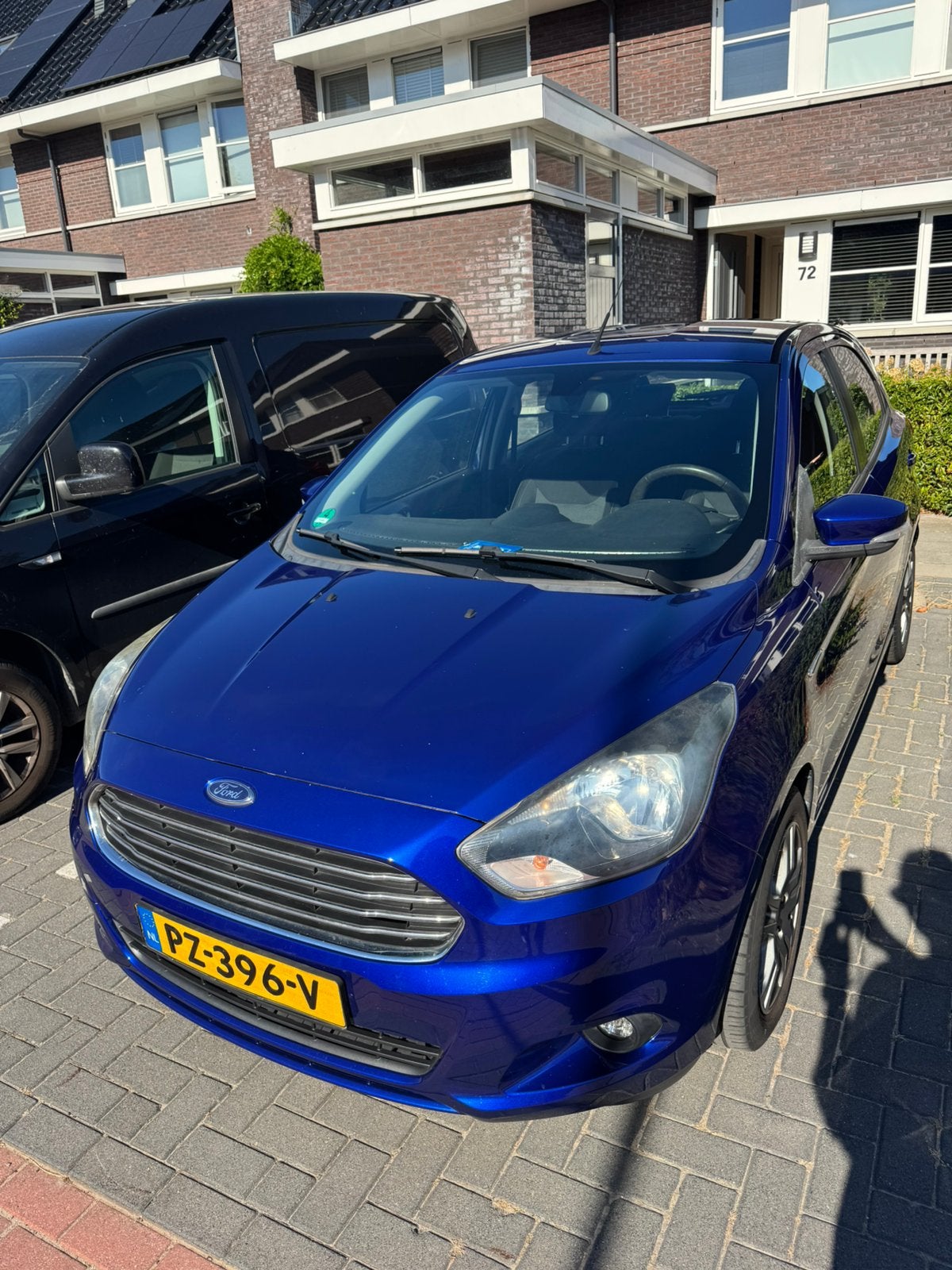 Ford Ka 1.2 85pk 2017 Blauw trend ultimate, Stof, 40 €/maand, Zwart, Ka