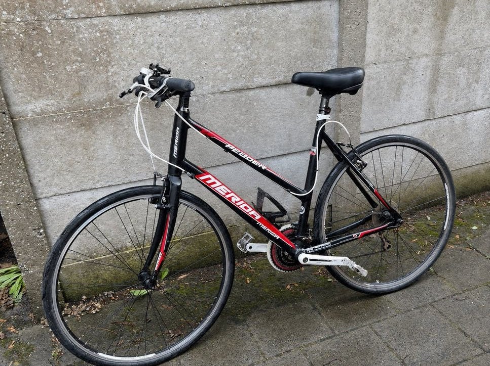 Merida sportfiets - Zwart/Rood, Shimano Alivio groep, Fietsen en Brommers, Fietsen | Racefietsen, 28 inch, Gebruikt, Velgrem, Aluminium