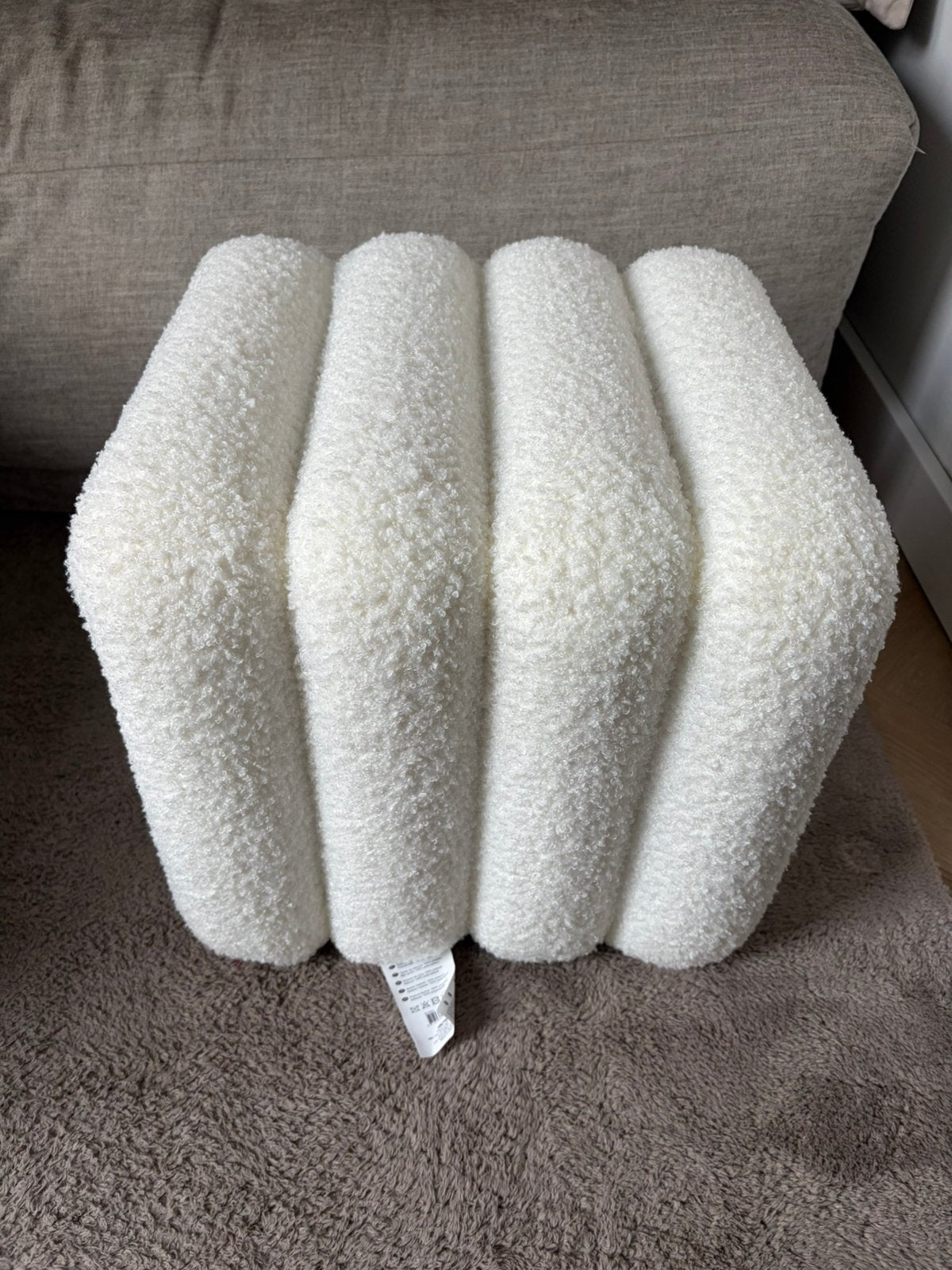 Action boucle poef 38x38x38 cm nieuw, Ophalen, Zo goed als nieuw, Rond, Minder dan 50 cm