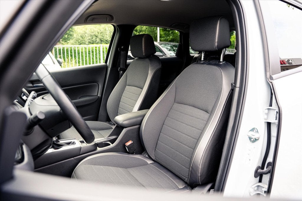 HONDA Jazz 1.5 Full Hybrid Advance Crosstar automaat | Stoel, Stof, 4 cilinders, Wit, Bedrijf