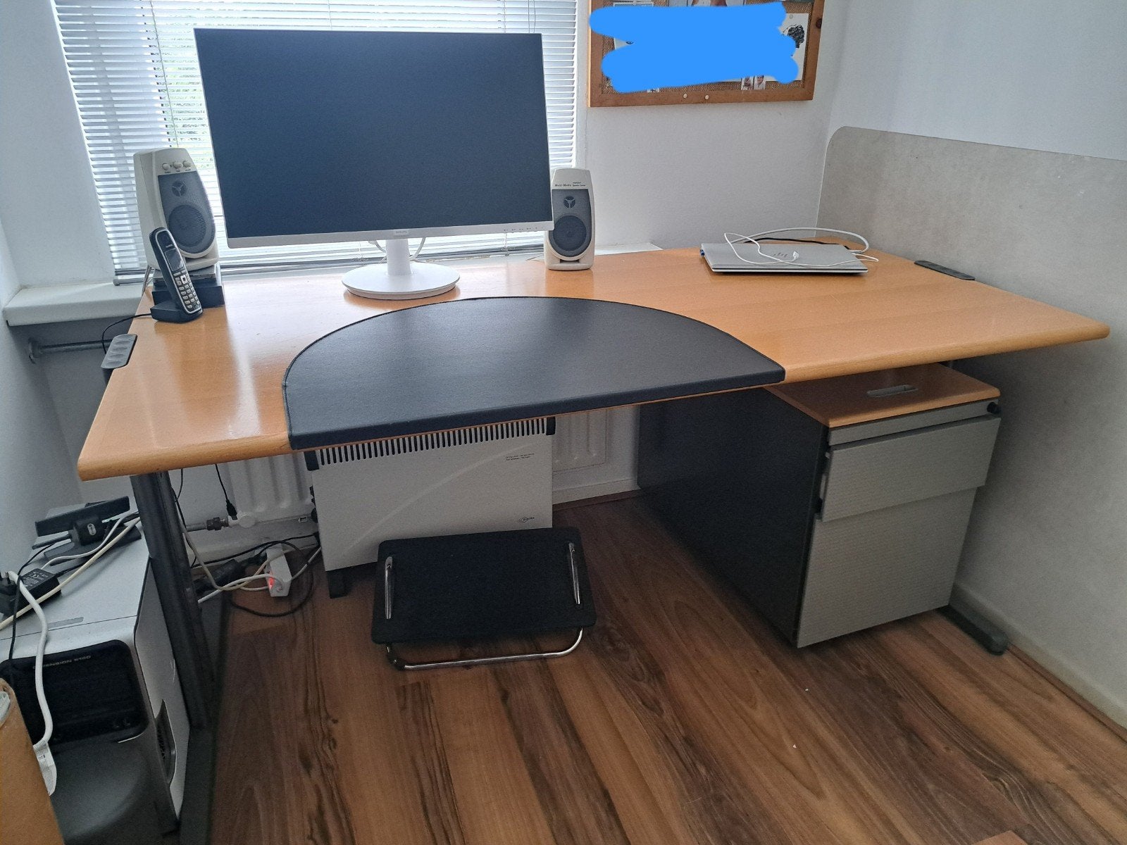 Bureau met ladeblok, Huis en Inrichting, Bureaus, Ophalen, Gebruikt