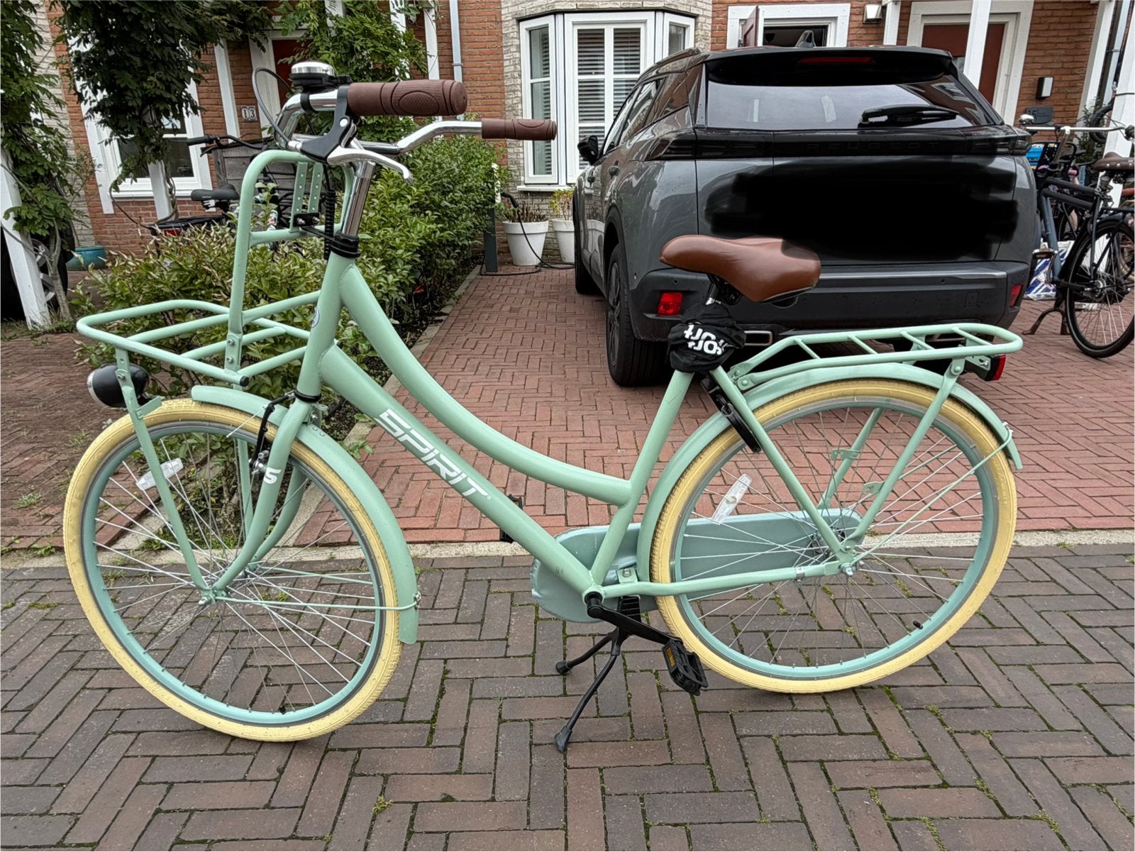 28 inch Damesfiets - Zo goed als nieuw, Terugtraprem, 53 tot 56 cm, Zo goed als nieuw, Ophalen