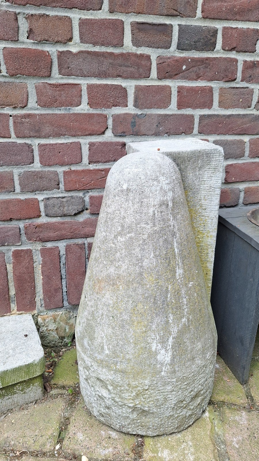 Antieke Belgisch Hardsteen Gevelornamenten en Dorpel, Ophalen