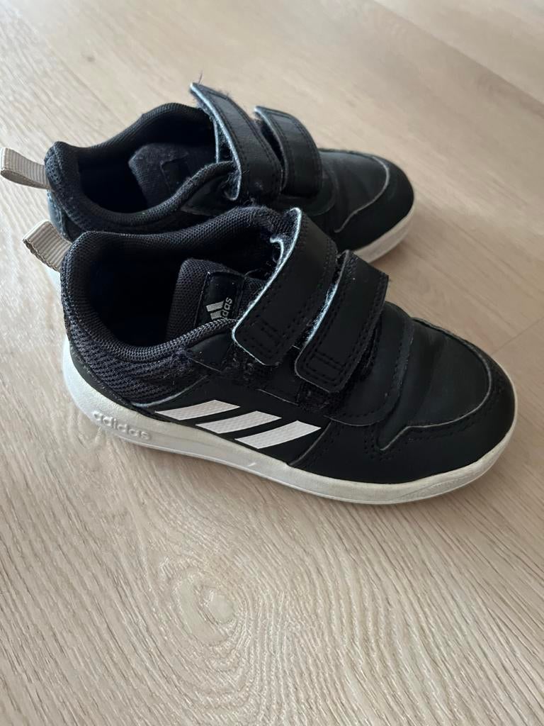 Adidas sneakers zwart maat 25, Ophalen of Verzenden, Gebruikt, Jongen of Meisje, Schoenen