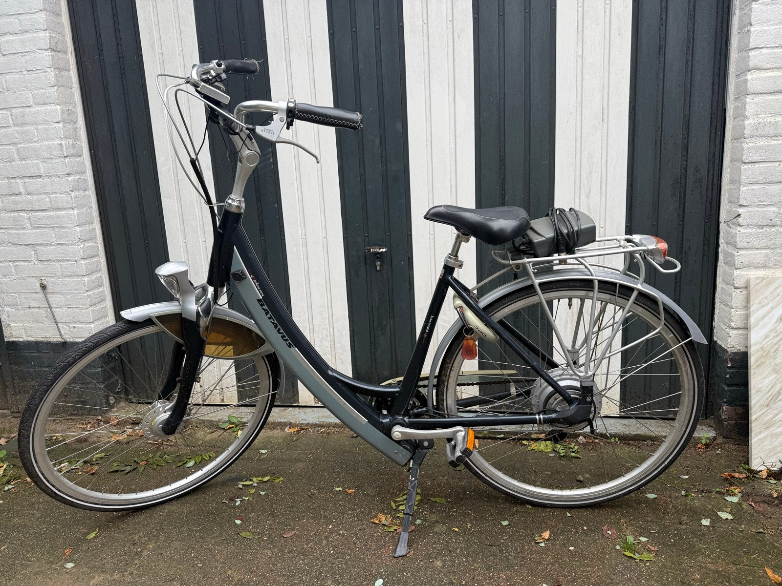 Batavus elektrische fiets met lage instap, Velgrem, Batavus, Ophalen of Verzenden, 53 tot 56 cm