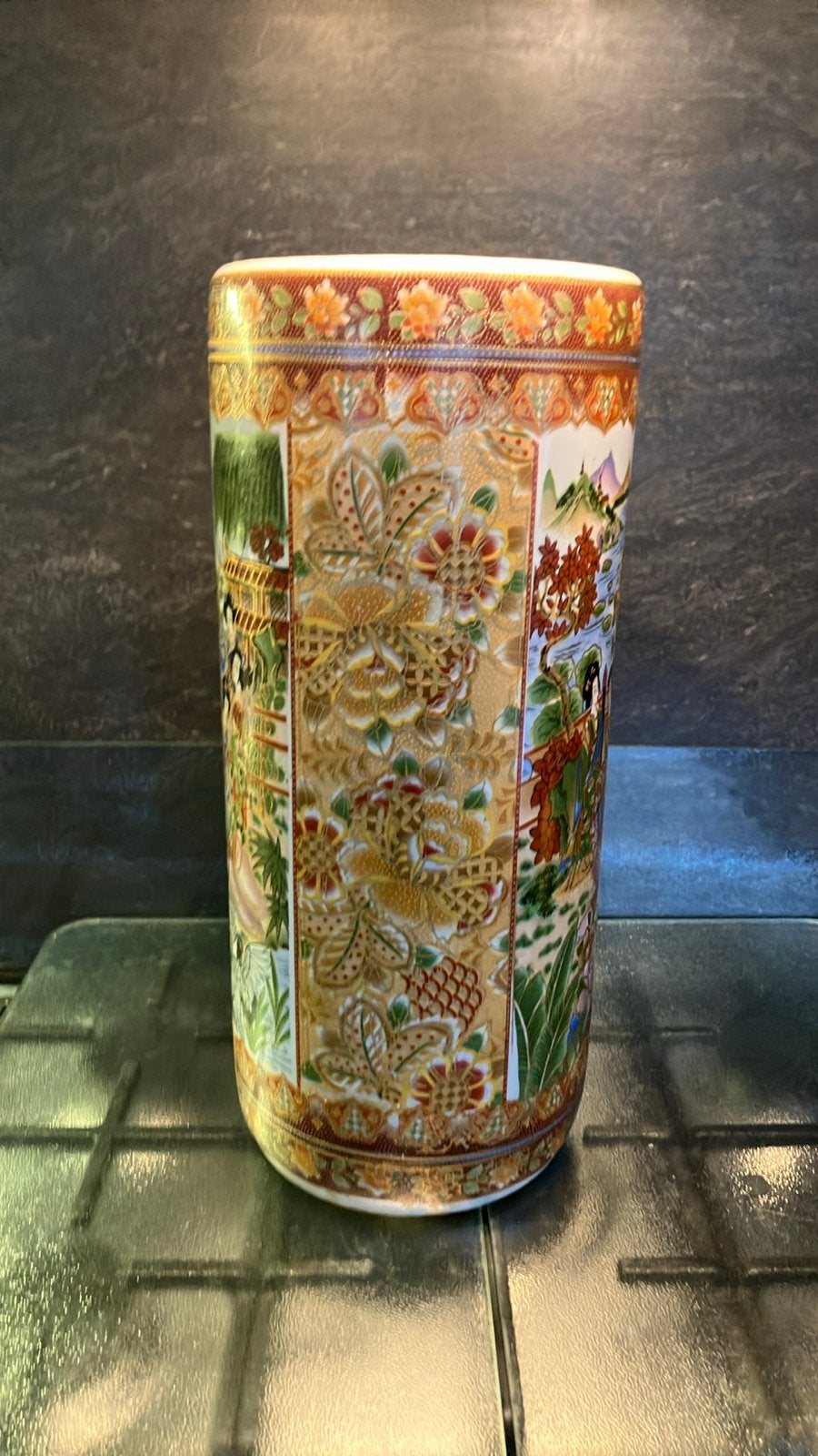 Prachtige Japanse Satsuma-stijl vaas met Geisha's, Antiek en Kunst, Ophalen of Verzenden