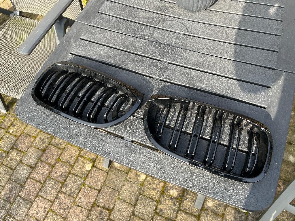 Glanzend zwarte grille voor de BMW 3 serie E46 Coupe, Gebruikt, Voor, Ophalen of Verzenden, BMW