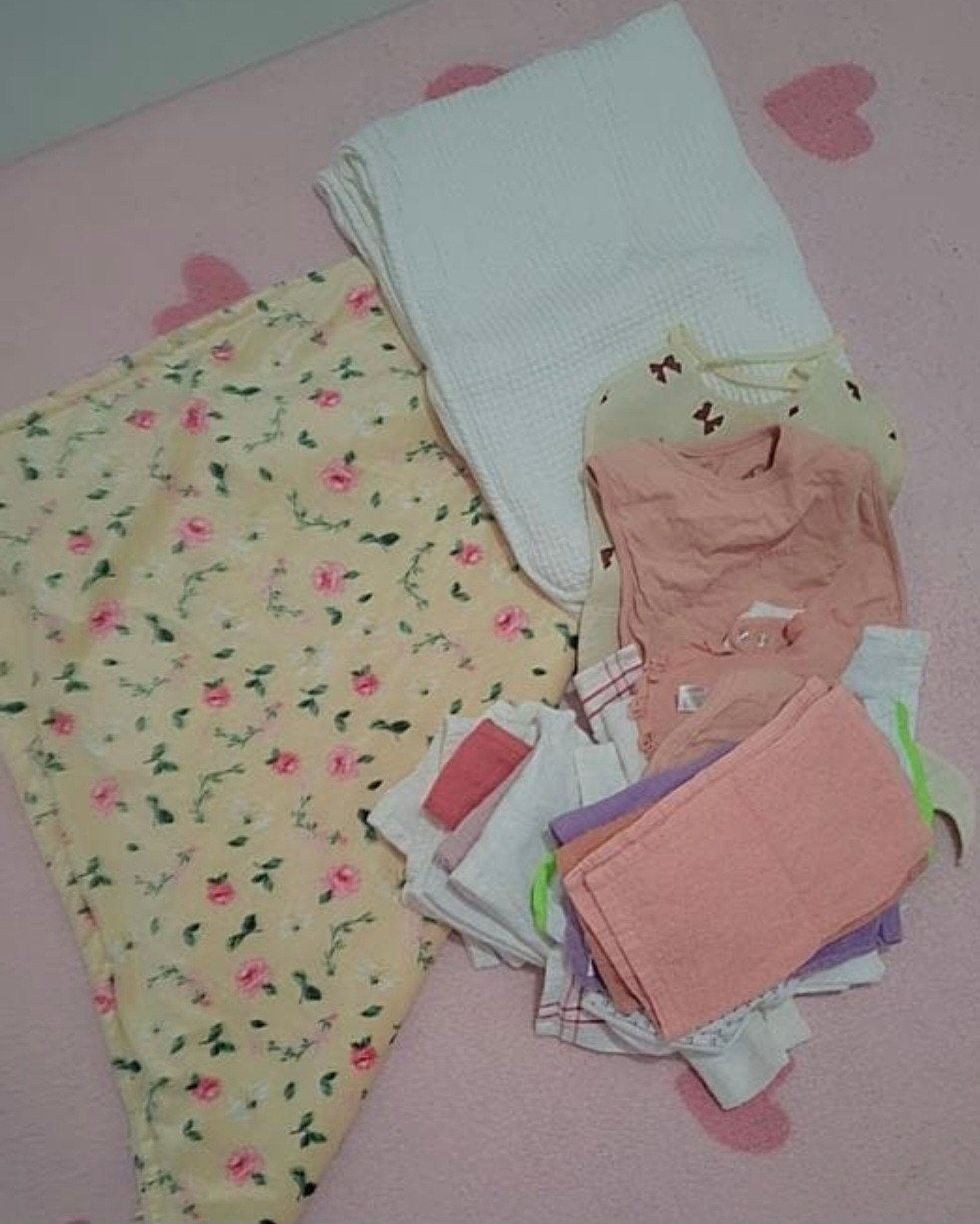 Grote partij babykleding meisje – maat 68, 74 & 80, Ophalen, 2000 tot heden