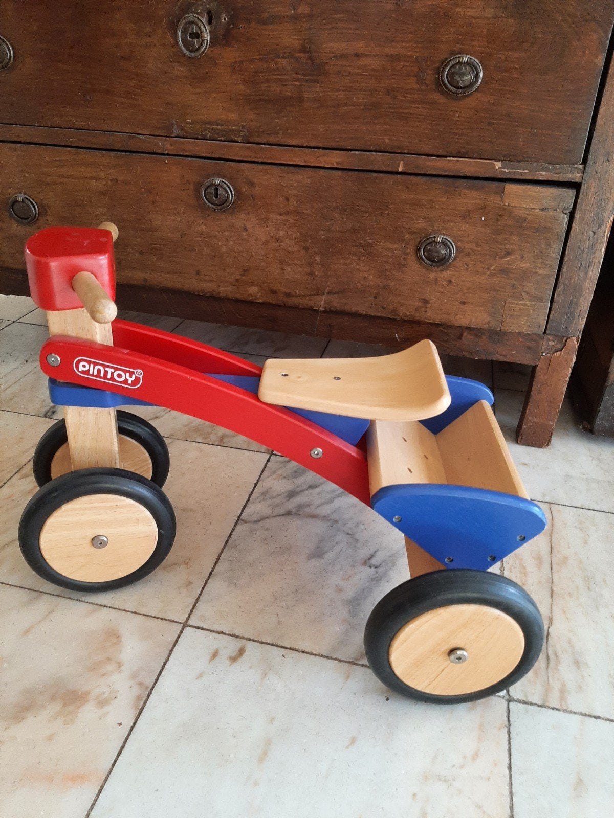Loopwagentje/fietsje Pintoy, Ophalen, Zo goed als nieuw, Loopfiets