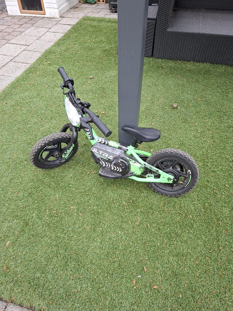 Elektrische kinder loopfiets - Ultra, Ophalen, Zo goed als nieuw
