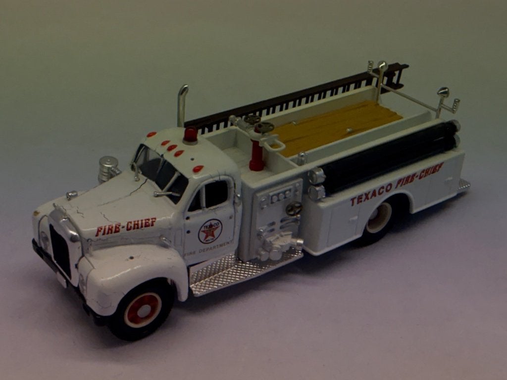 Corgi US52307 Mack B Series Pumper, Ophalen of Verzenden, Gebruikt, Auto