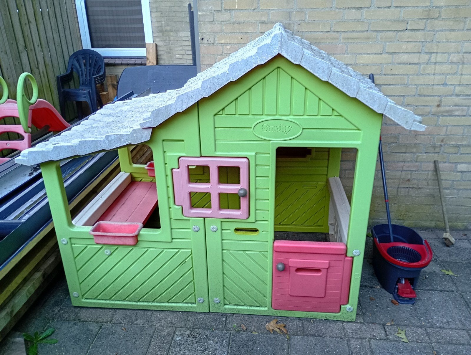 Smoby speelhuisje en glijbaan voor kinderen, Ophalen, Gebruikt, Kunststof