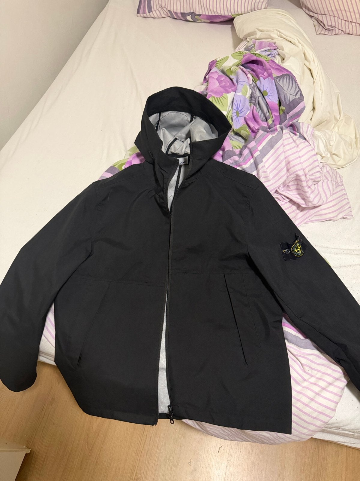 Stone Island Nylon Metal/Tyvek Shield Jas Maat L, Ophalen of Verzenden, Zo goed als nieuw, Maat 52/54 (L), Zwart