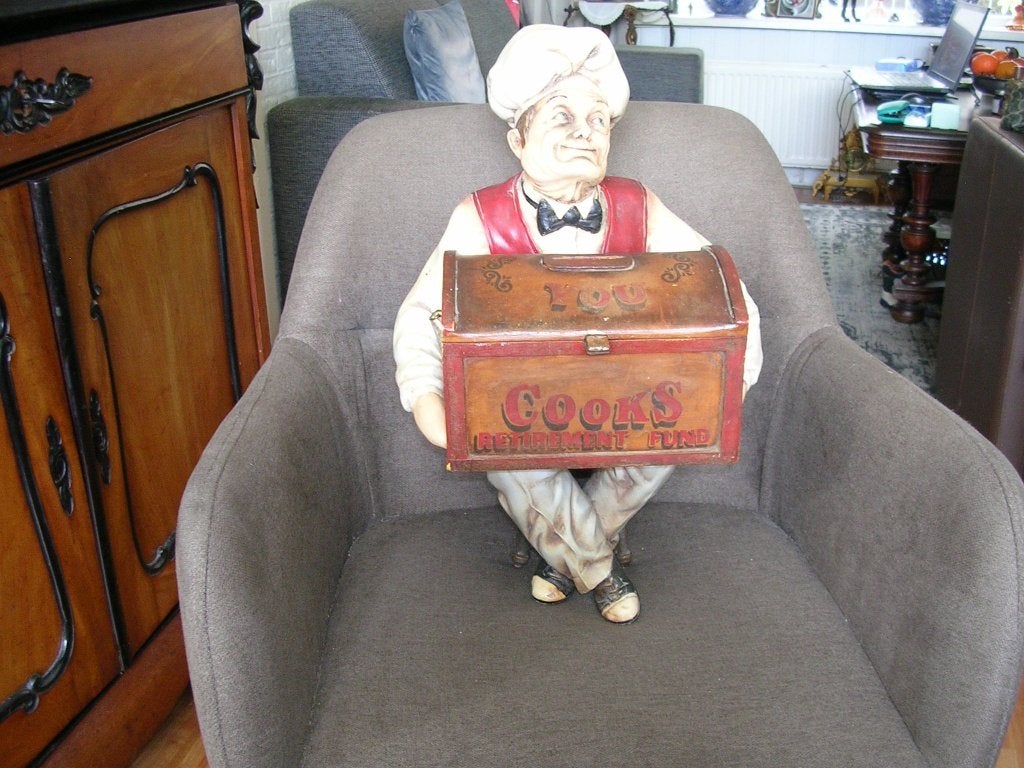 Een muzikant met speeldoos  zie foto en doe een bod., Overige onderwerpen, Ophalen of Verzenden, Beeld, Europa