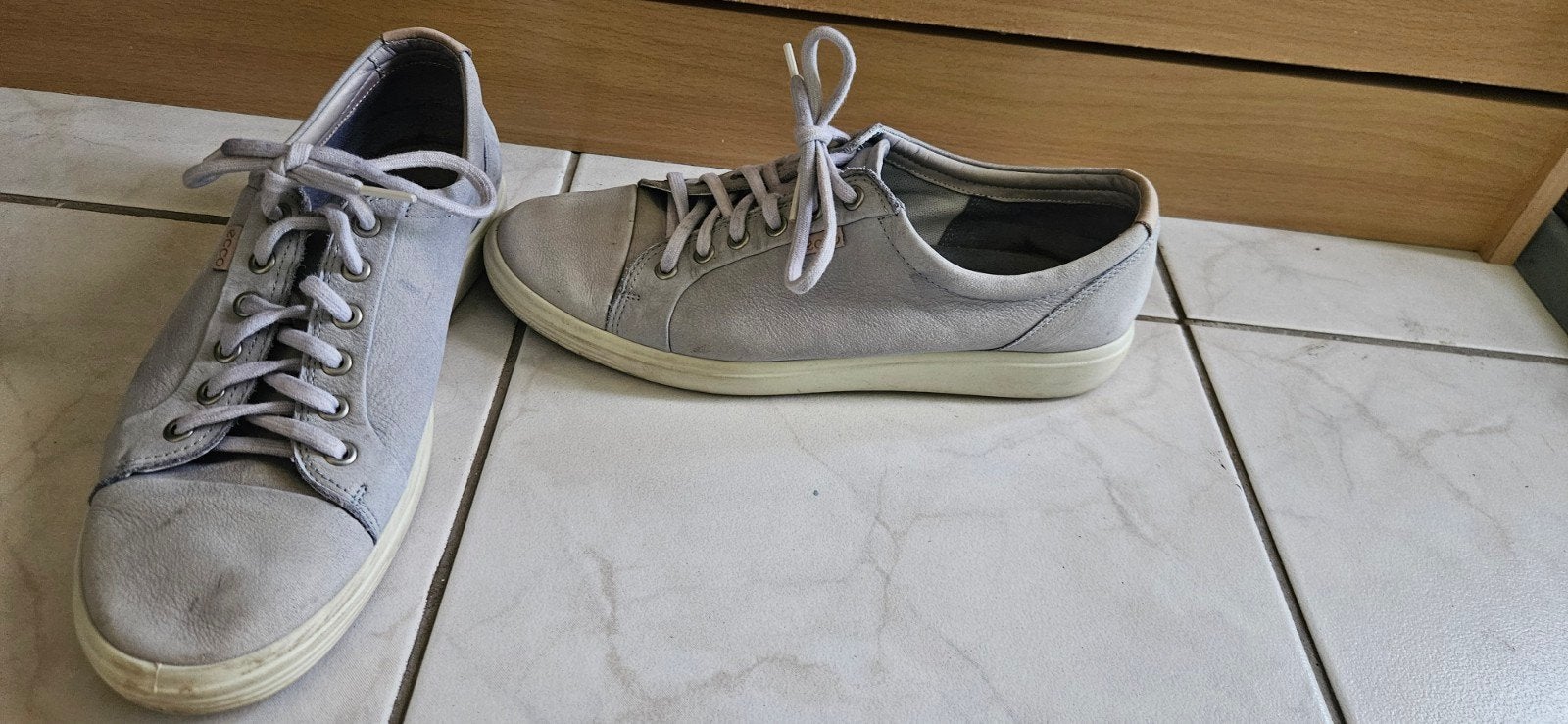 Ecco sneaker maat 43, Kleding | Dames, Schoenen, Ecco, Ophalen of Verzenden, Grijs, Sneakers of Gympen