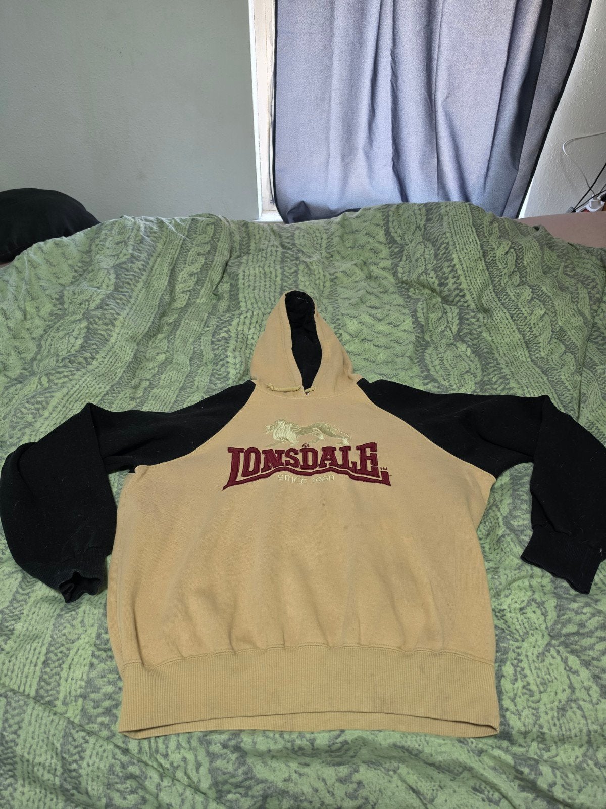 Lonsdale trui met capuchon - Gedragen, maar kan lang mee, Meerkleurig, Maat 56/58 (XL), Lonsdale, Ophalen of Verzenden