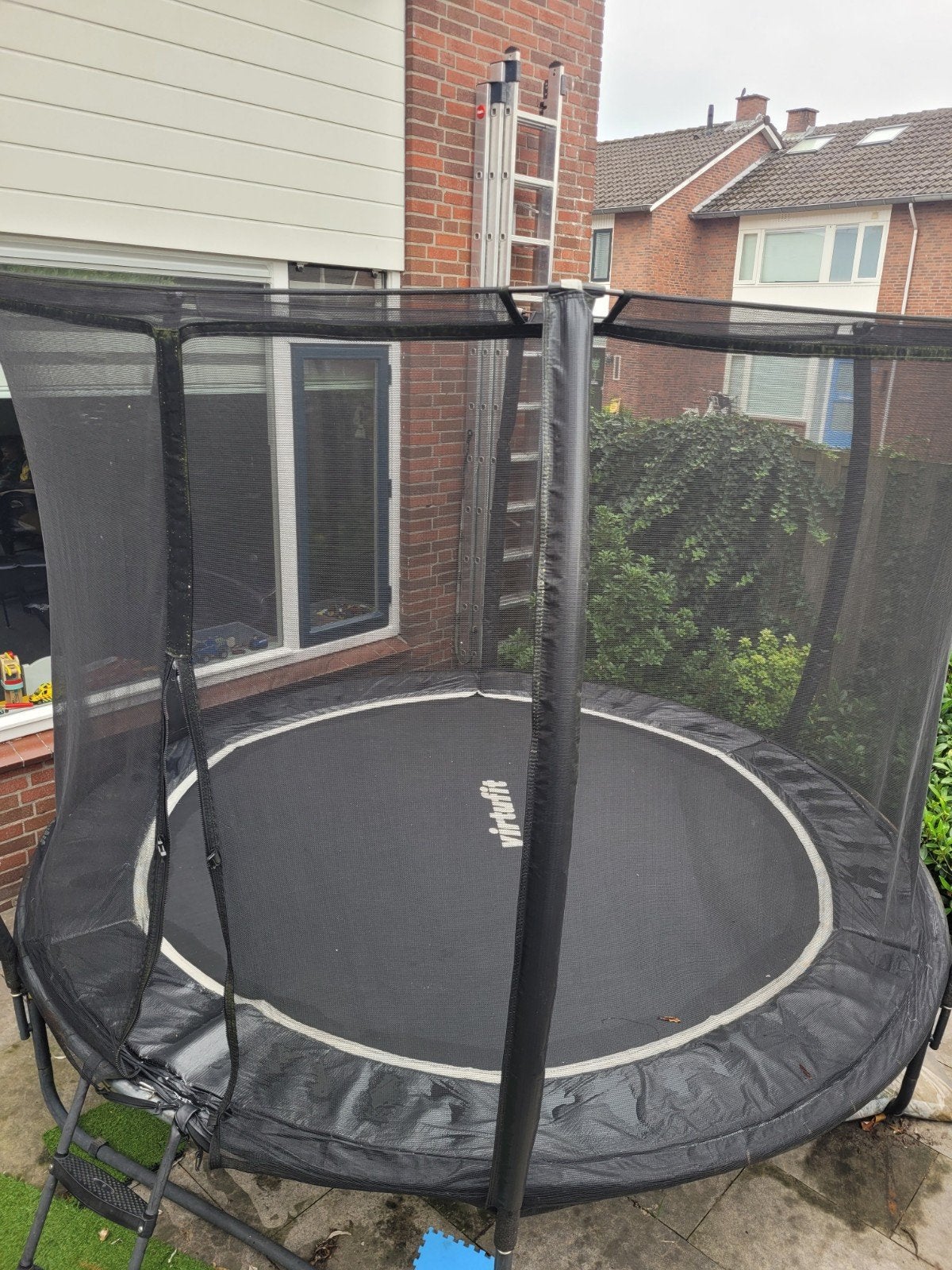 grote Trampoline 300cm met vangnet, Ophalen, Gebruikt