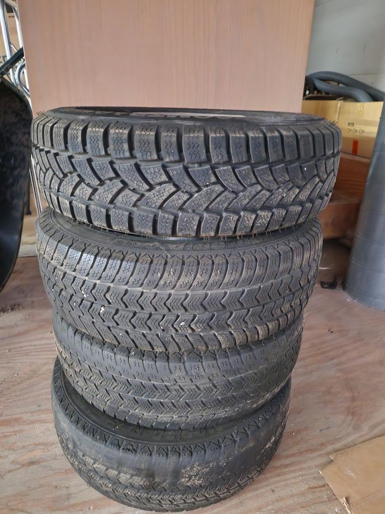 4 winterbanden 195/70  R15, Ophalen, Gebruikt