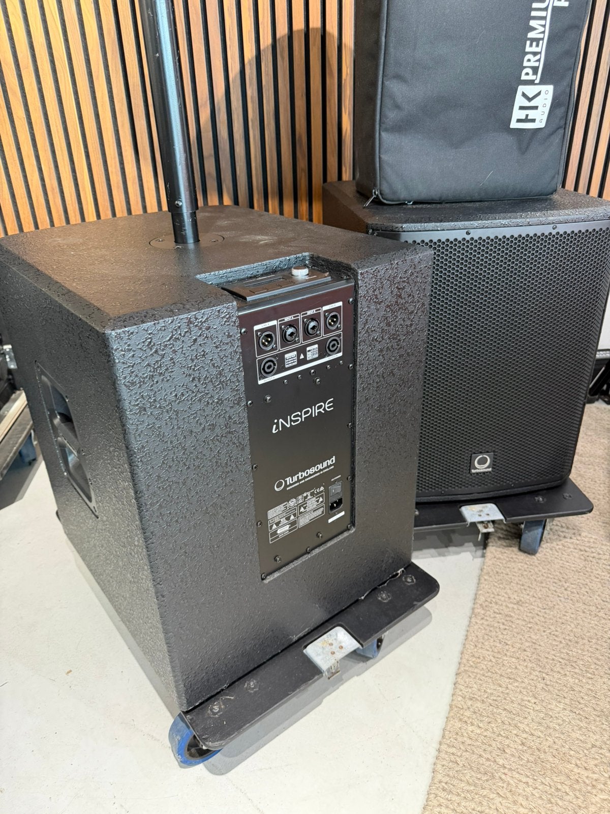 Turbosound IP15b DSP + HK Pro 10 actieve set, Ophalen, Geen, Geen, Zo goed als nieuw
