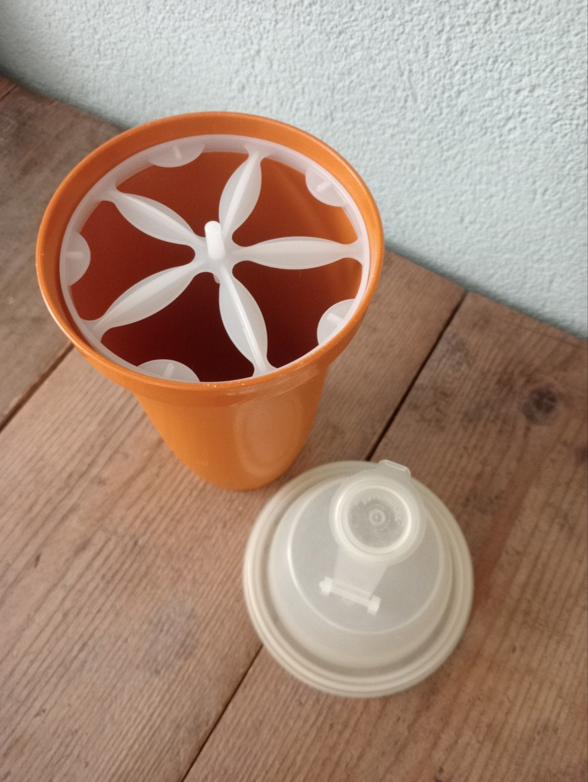 Tupperware Quick shake beker, Ophalen of Verzenden, Oranje, Overige typen