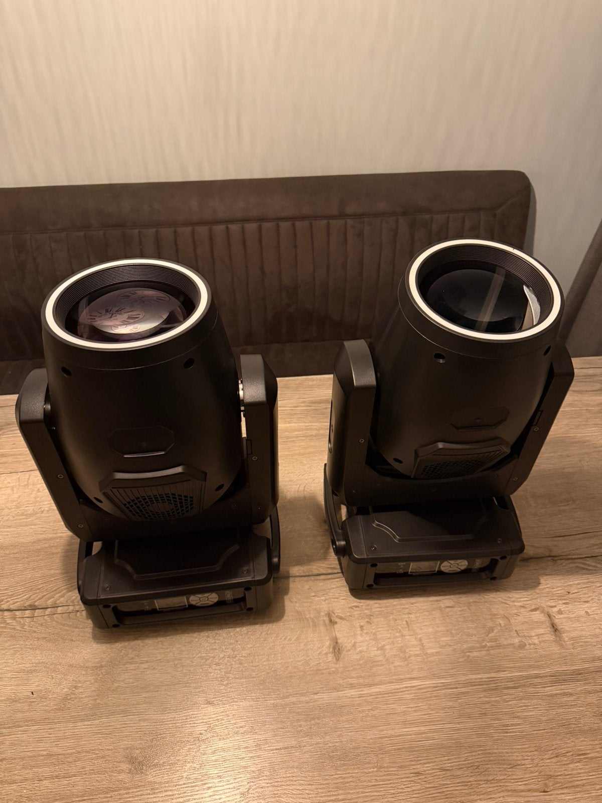 ✅ 2x HALO311 Moving Head + Flightcase in nieuwstaat, Ophalen of Verzenden, Nieuw, Licht, Geluidgestuurd