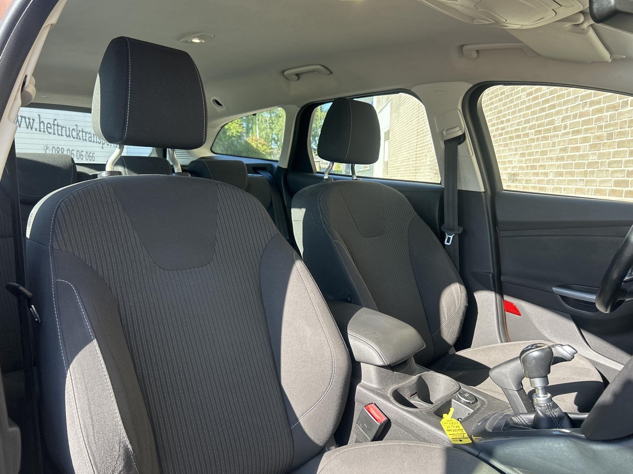 Foto 4 van Ford Focus Wagon 1.0 EcoBoost Titanium | Climate | Cruise |
